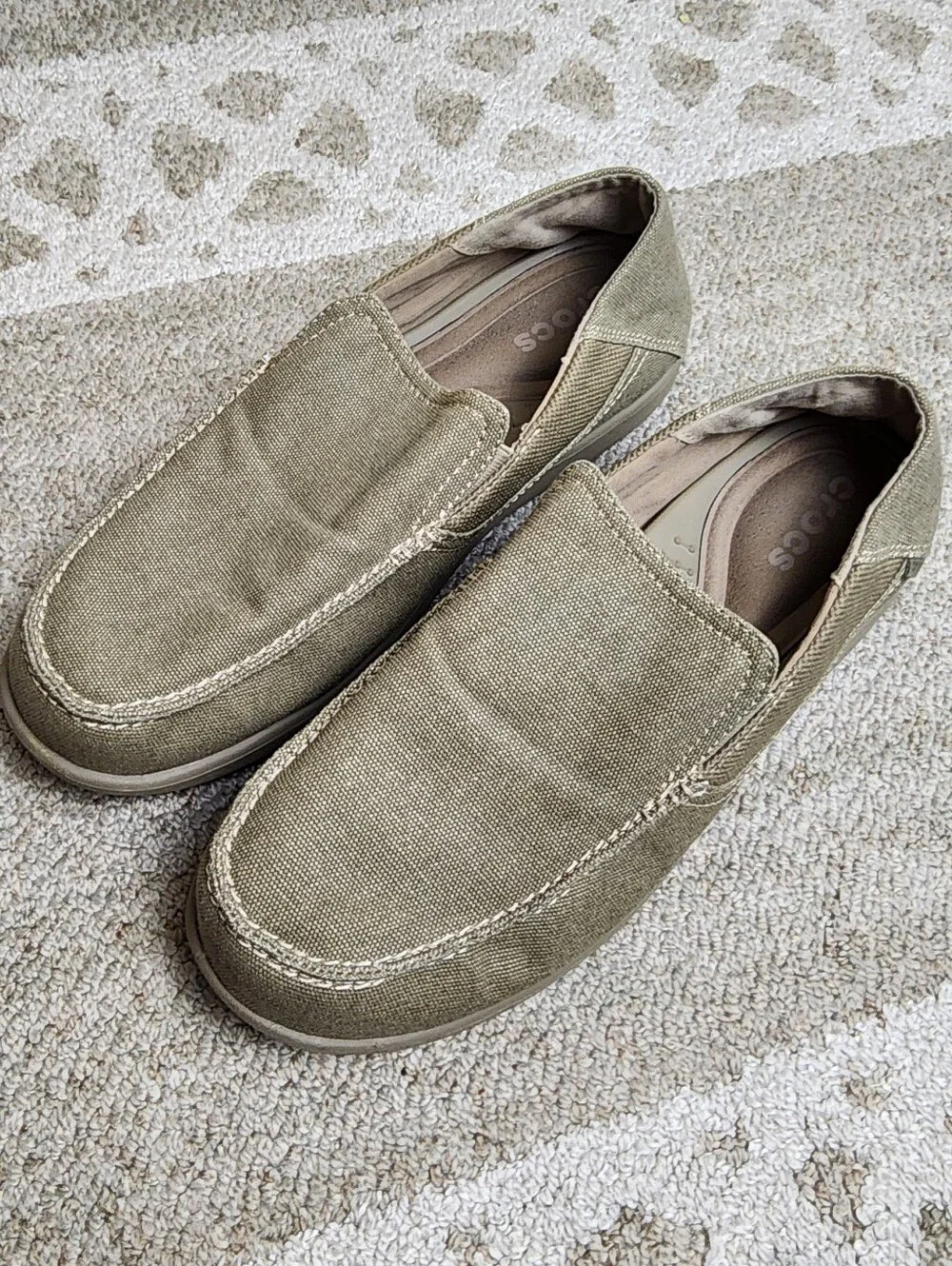 Crocs Santa Cruz Canvas Slip-On Loafers Men's Size 11 Khaki Tan Style 202056